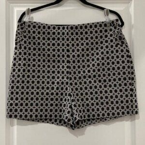Versona Pull On Dress Shorts - Size 14